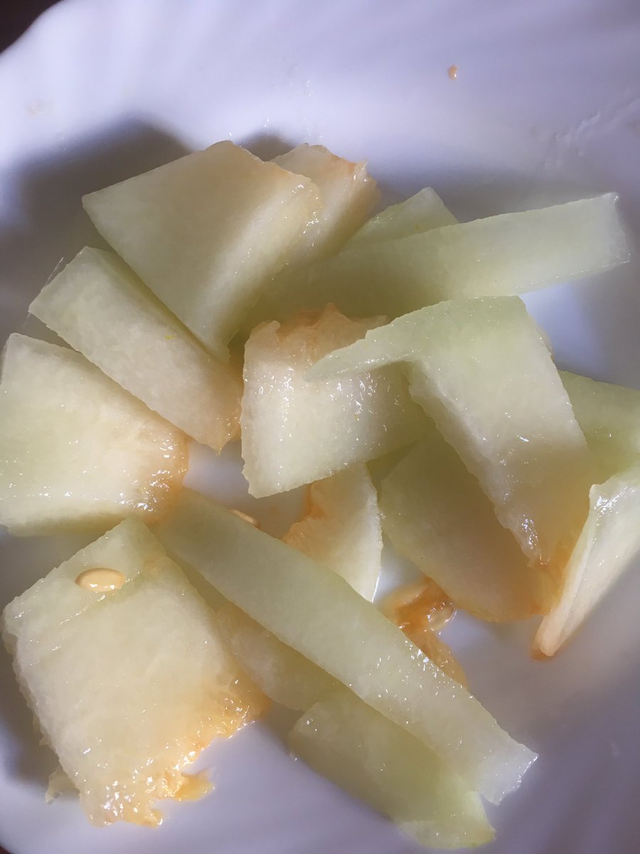 patriiespinosa2's tweet photo. Que preferís?

Rt-Sandía 🍉

Fav-Melón🍈 https://t.co/cRr97FcqIt