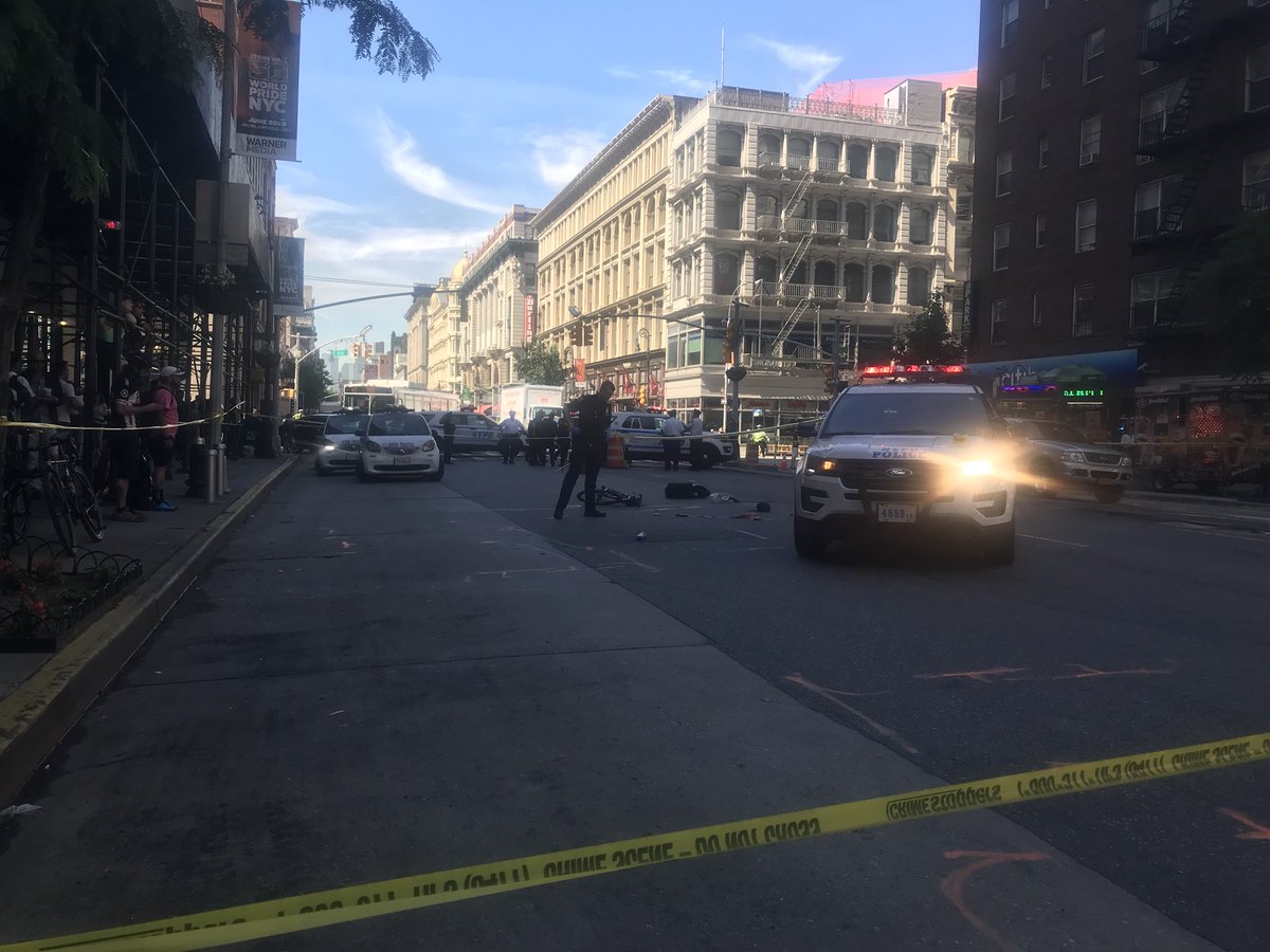 Christinafantv's tweet photo. #BREAKING: Vehicle vs. bicyclist accident near W 24th and 6 Ave. Witnesses say victim was on her way to make a delivery when a truck hit her and kept going. Victim’s condition unknown. https://t.co/jQL6Gpyaqo