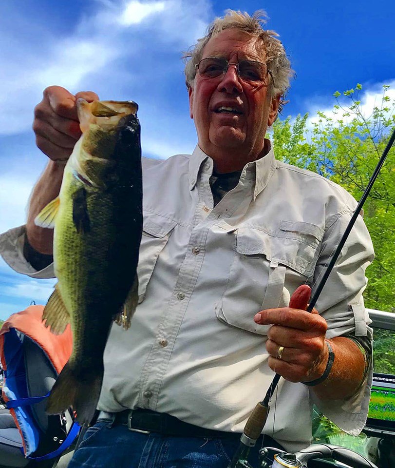 BearsDenFishing's tweet photo. One of the scores this week, 63 smallmouth and largemouth #bass #catchnreleased.
Come make your score card!
#FishingFrenchRiver https://t.co/86iBNC5WsM