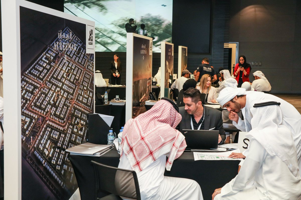 aldar's tweet photo. #Alreeman II has generated AED 420 MILLION IN SALES ON DAY ONE, with 75% of plots sold in the first phase. #AbuDhabi #AldarProperties https://t.co/IGLBT7sTCV