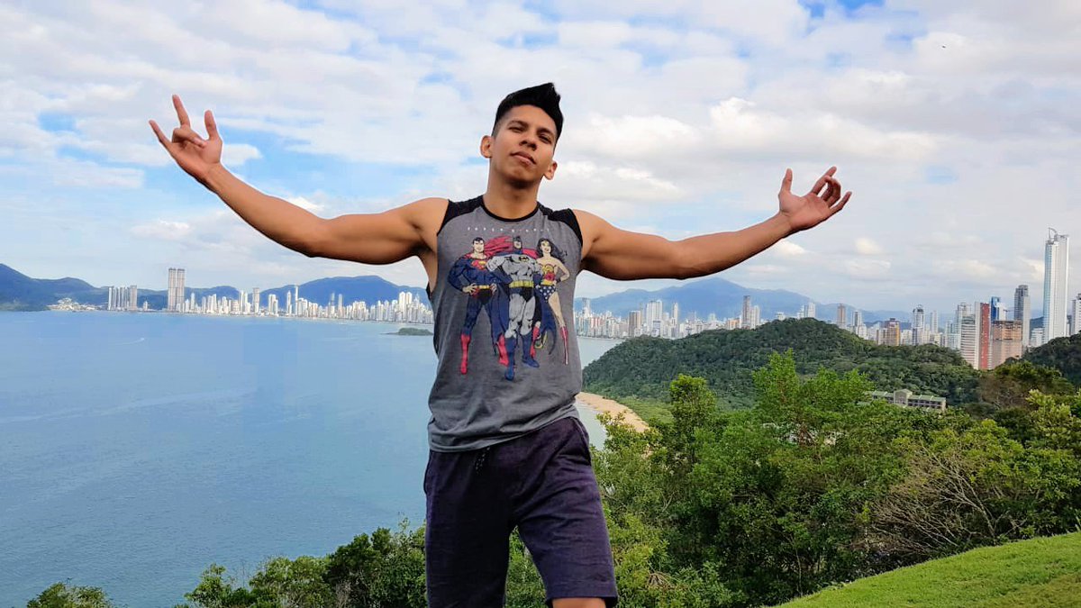 EduardoBrhuno's tweet photo. Como não amar esse lugar? #ILoveSC 👊🏾😎 https://t.co/9wS6NMnEew