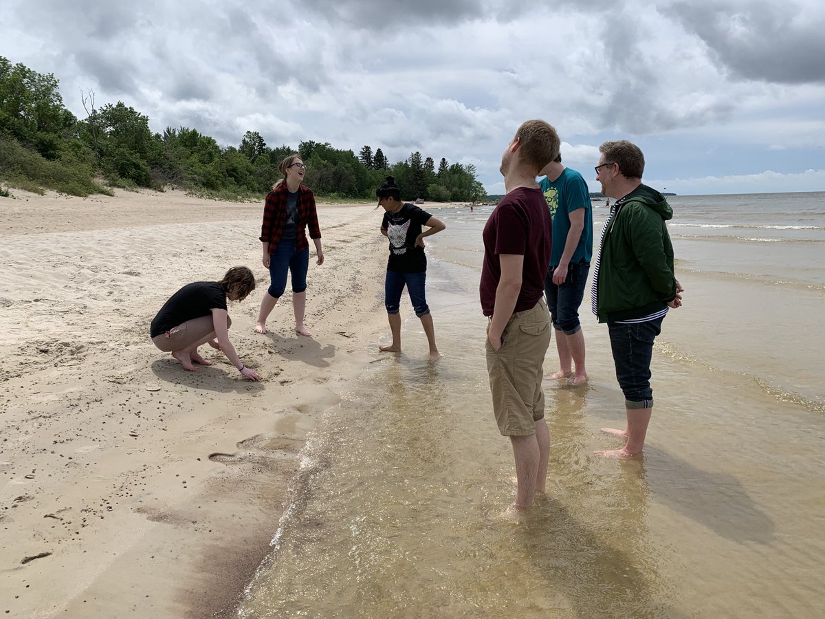 InfiniteAmmoDev's tweet image. btw we went to the lake this last weekend with the #ProjectPotato team and some other friends, it was a super chill time :)

(@amymja @littlebluerobot @julianbeutel)