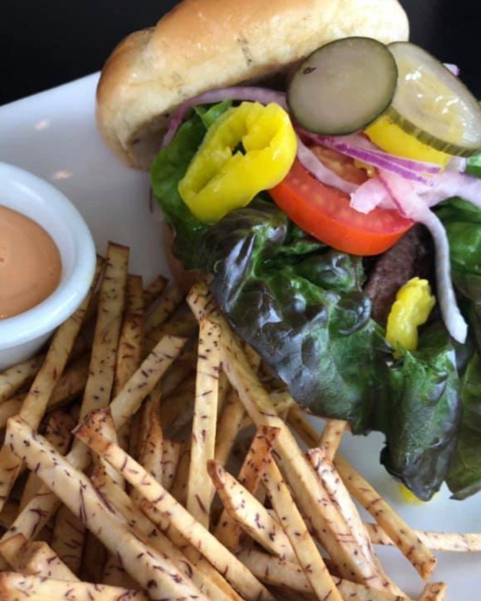 KEORestaurant's tweet photo. Thank you for joining us! 📸 cred Leigh Anne Zeigler, Facebook

#happyhourtulsa #tulsathaifood #tulsathaifusion #Tulsapho #Tulsathai #eatlocaltulsa https://t.co/WiDaPa0ye0
