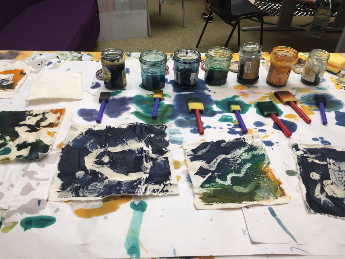 howdy_parkner's tweet photo. Exciting things are afoot at Eltham Library @greenwichlibs for #MovingEltham, all this week! #elthamarts https://t.co/LveookIl5j