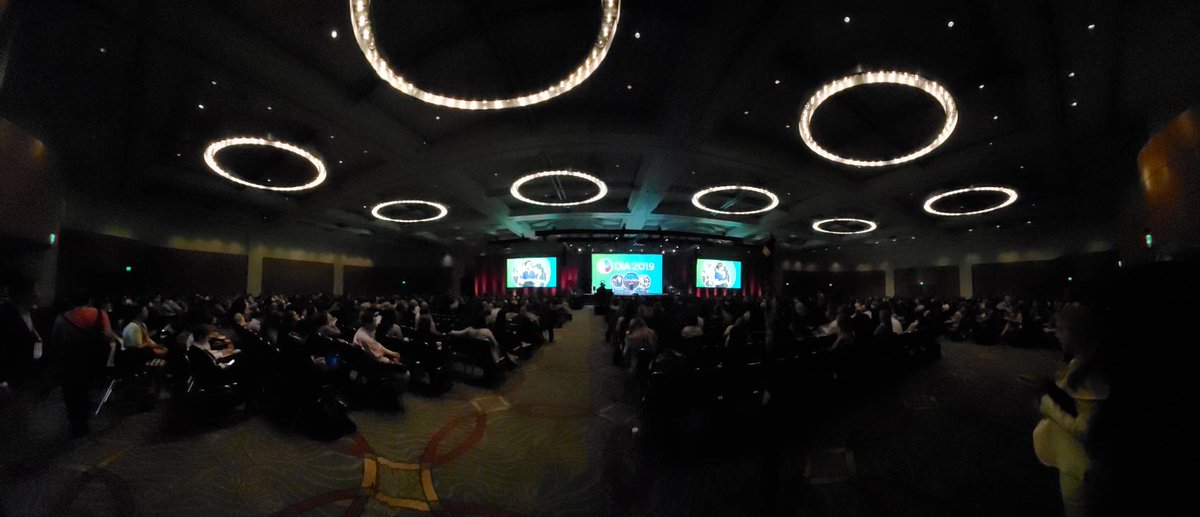 ChelleRovner's tweet photo. Packed house for the #DIA2019 opening plenary! https://t.co/PeEZmEa4Cv