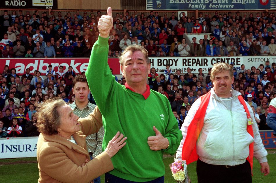 Brian salutes the Forest fans at Portman Road in May 1993, the scene of his last competitive match as a manager. #NFFC #Cloughie