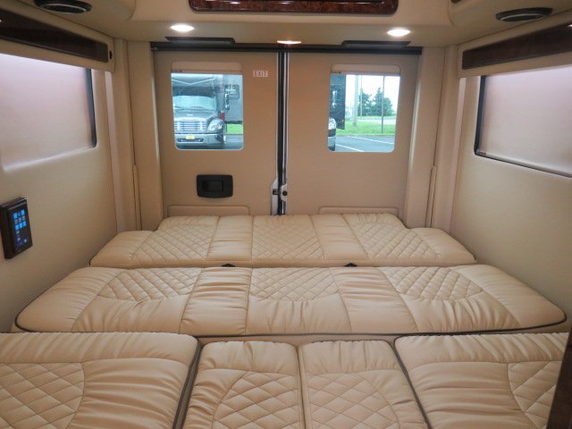 The Fleetwood IROK has everything you need for an epic camping trip in only 21 feet! From short trips to cross country adventures the IROK has you covered with a kitchen galley, wet bath, and rear converting bed.