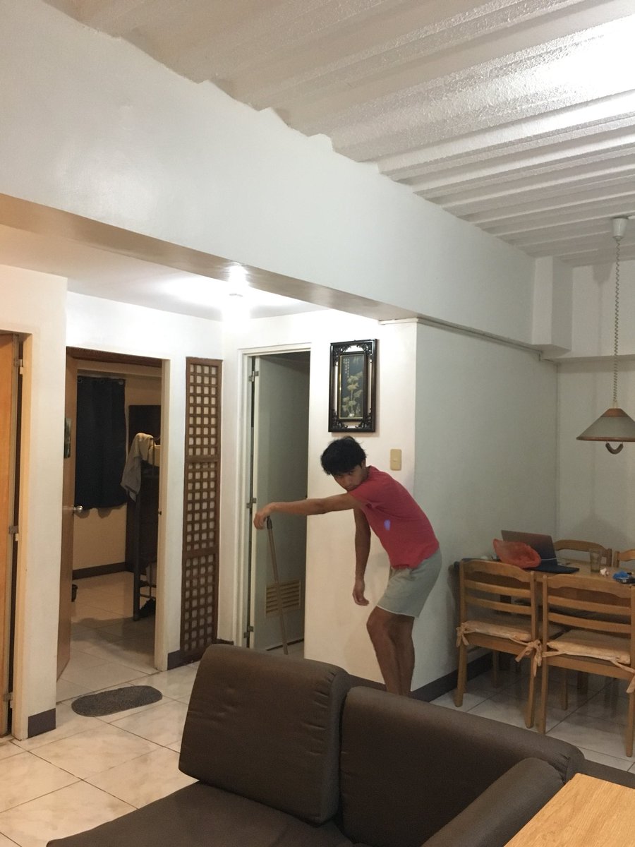 JAPINOYBOYS's tweet photo. He's cleaning our house.
Thanks,buddy!

#japinoyboys#manila#vlogger https://t.co/0R8qu1RDvp
