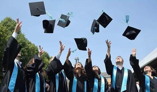 FELIXOSVALDOHE2's tweet photo. Faltan 10 dias para mi graduacion #TERMINEMIPREPA
#TIGRES
#CBTIS44 https://t.co/6hL1yBtAl8