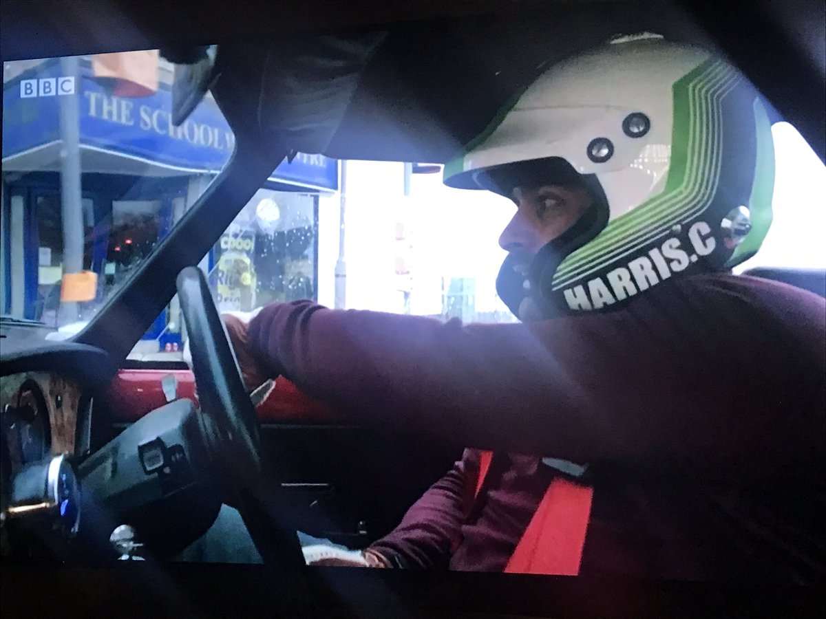 SWS_Uniform's tweet image. Did anybody else catch a glimpse of our Mansfield Schoolwear Centre store on last nights #TopGear ?
Luckily nobody crashed through the windows @flintoff11 👀