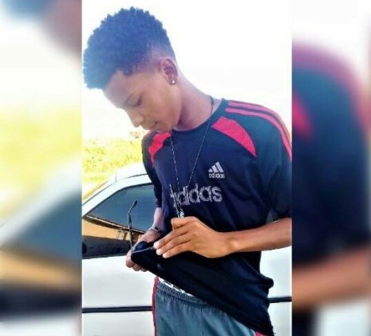 CabofrioExplana's tweet photo. Perdeu o celular quando pediu a mina em namoro// terminou duas semanas depois// noiado d++ https://t.co/B5KJuuOkYN