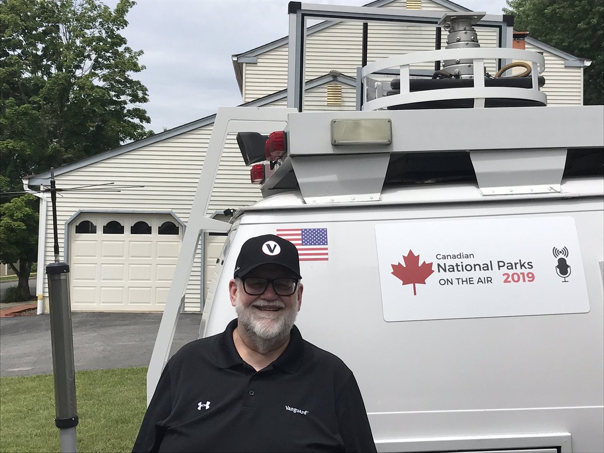 vectorizer99's tweet photo. Thanks @Vanguard_Group for the nice hat.
Stay the course to finance your retirement passion, like ham radio.
#FriendsofVanguard #InvestingLikeABoss
#CNPOTA
#POTA https://t.co/DeHfGxs0DU