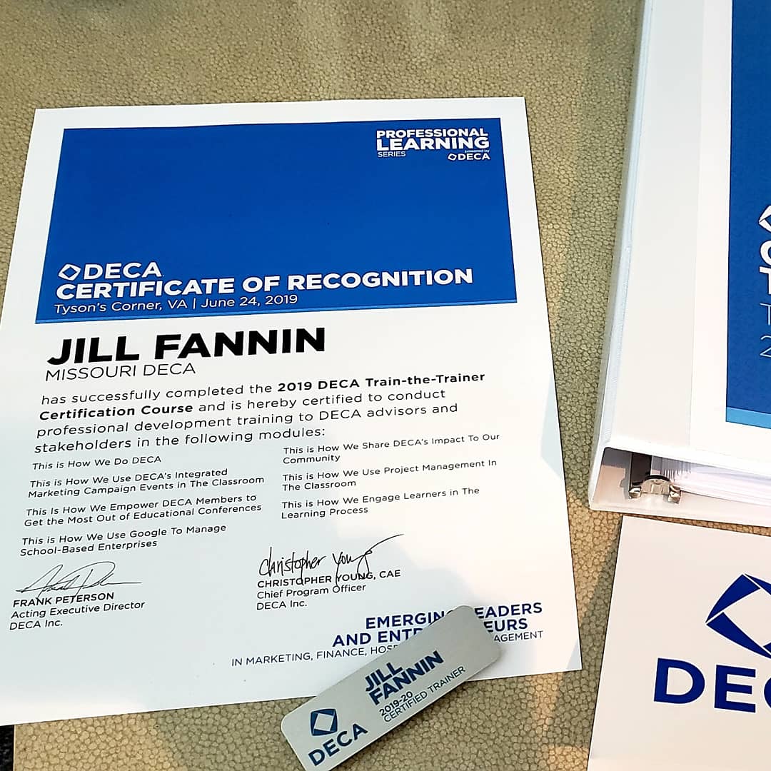 ScottTechDECA's tweet image. Graduates of Train the Trainer.@jrw1979 #HereWeGo #modeca