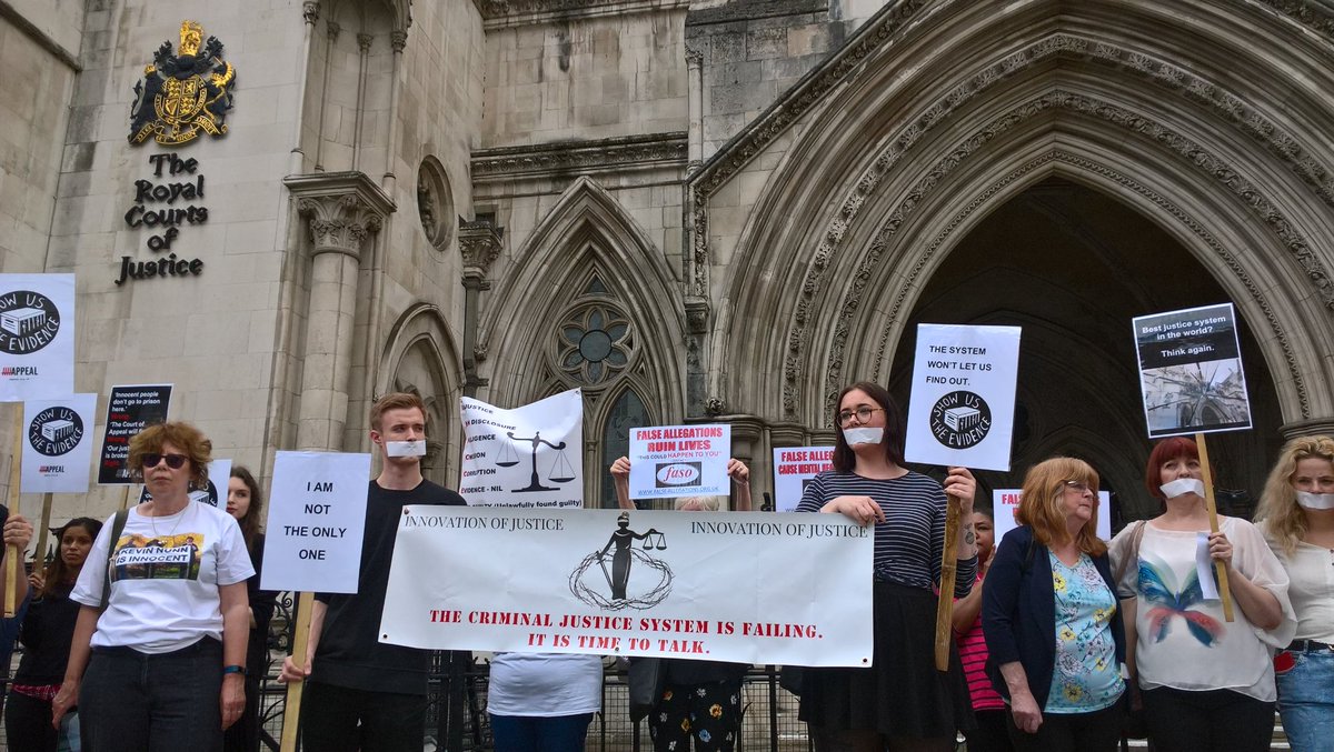 MonidipaFouzder's tweet photo. Right now, outside the Royal Courts of Justice, @IoJustice and @liam_allan95 are holding a banner that states: 'The criminal justice system is failing. It is time to talk.' https://t.co/dIph7Op8gx
