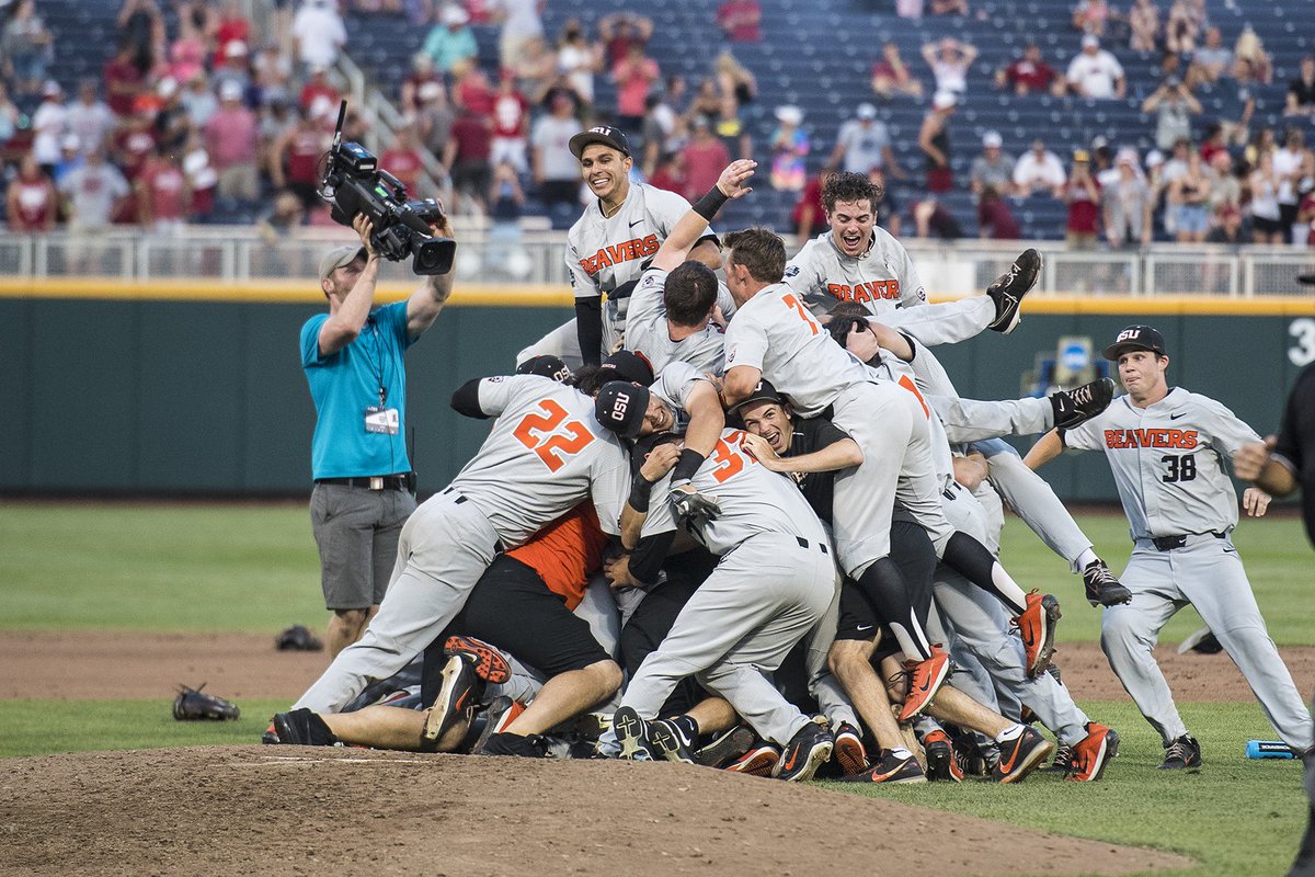 BeaverBaseball's tweet photo. The 2019 #CWS title series tonight, one year after we won our third championship.

Without looking at the comments in this thread, what was your favorite moment of the 2018 title run (excluding the dogpile)?

#GoBeavs https://t.co/ZM2eD07r3x