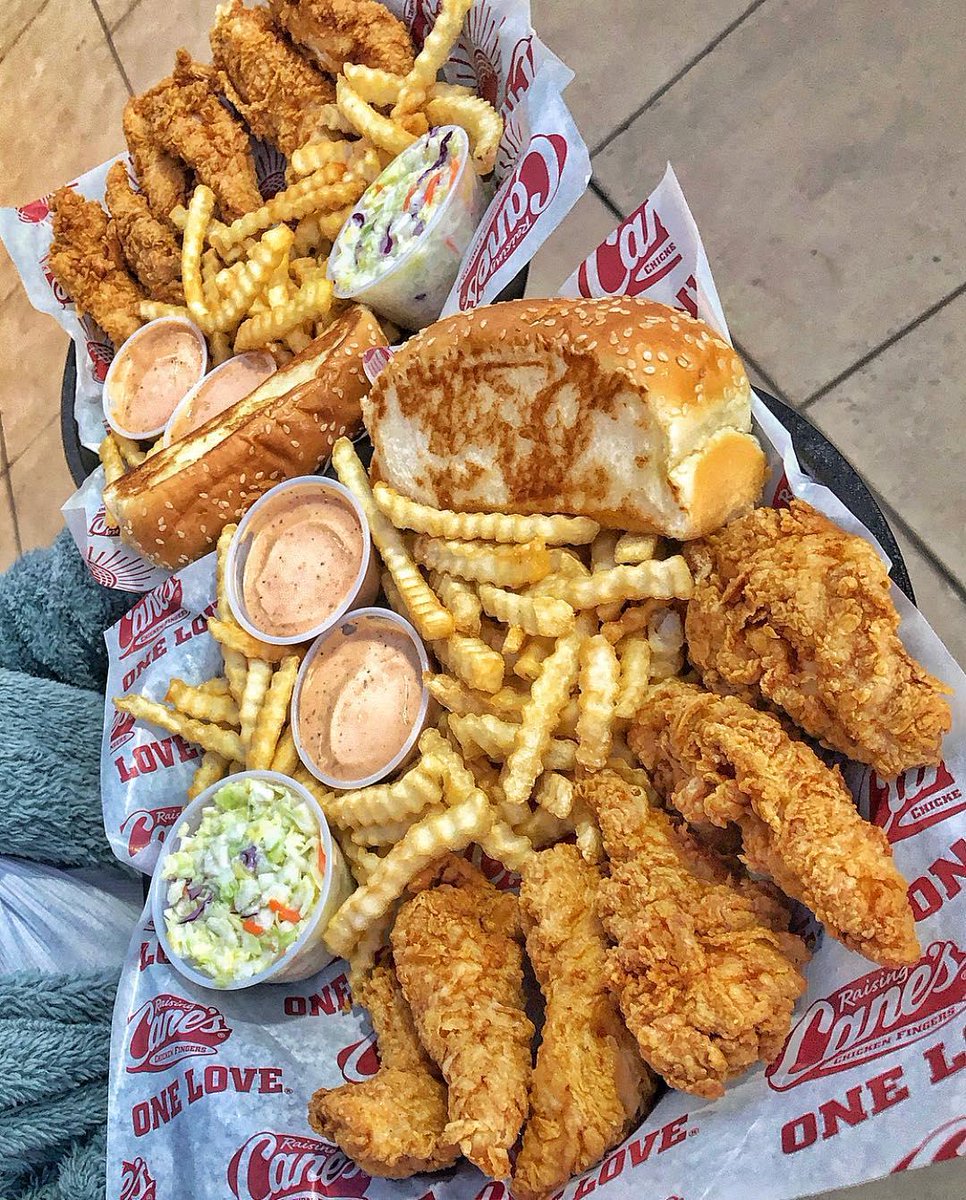 raisingcanes's tweet photo. Cane's for lunch or Cane's for dinner?β
π·: @Aframe24 https://t.co/LlnmEmnKbh