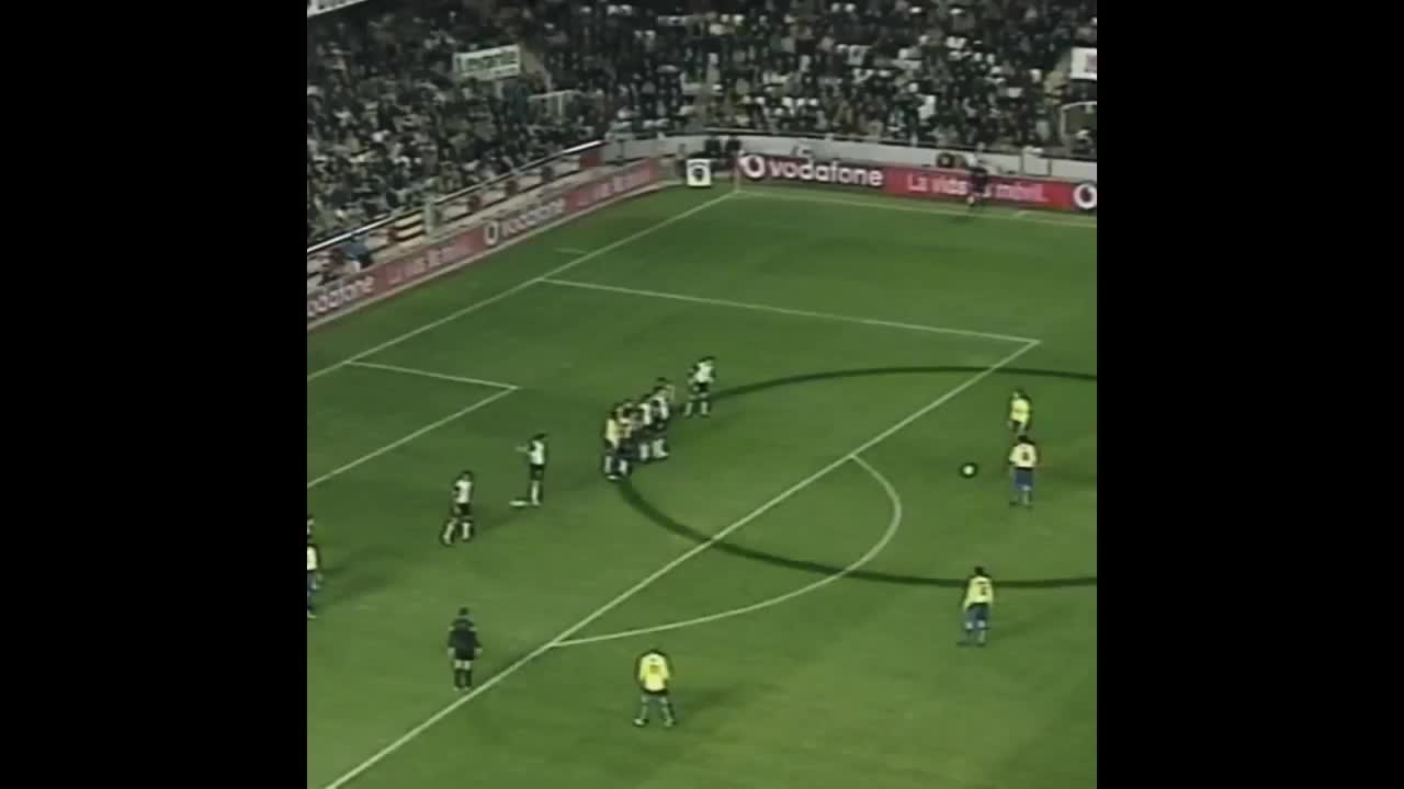 | |

Happy Birthday to legend, Juan Román Riquelme! This guy in his prime... 