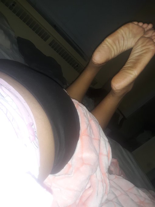 Bet it makes your little Dick throb doesn't it... Now get on your knees and tribute your mistress.  Dm<a href="/tag/footfetish"class="tags"><span>#footfetish</span></a><a href="/tag/findom"class="tags"><span>#findom</span></a><a href="/tag/footworship"class="tags"><span>#footworship</span></a><a href="/tag/hypnosis"class="tags"><span>#hypnosis</span></a><a href="/tag/cbt"class="tags"><span>#cbt</span></a>