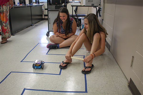 RandolphCC's tweet image. Let the Armadillo Adventures begin! Have you signed up your child? There's still time! Camps run through July. All the info you need is here: ow.ly/OPmb50uLzTV