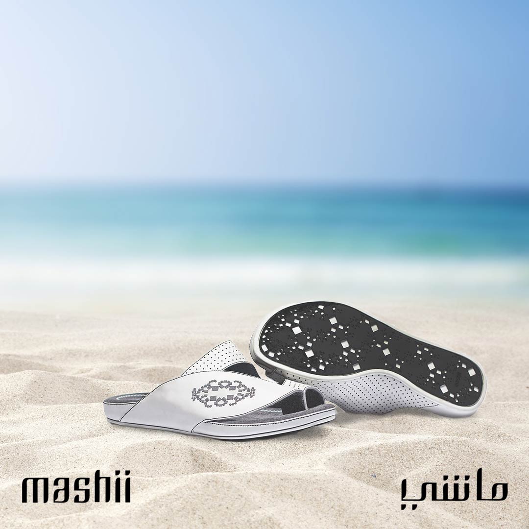 Mashii's tweet photo. #ماشي #راقي أبيض جديد مع شمواة مايكروفايبر قمة في الراحة
#Mashii #Raqii White with New Microfiber Suede for a new level of comfort
#جدة #ماشي #صندل #شرقي #السعودية #البحرين #الإمارات #الرياض #نعال #أبوظبي #الكويت #دبي
#jeddah #sandals #shoes #dubai #abudhabi #oman #uae #saudi https://t.co/oFPHAHMzE3
