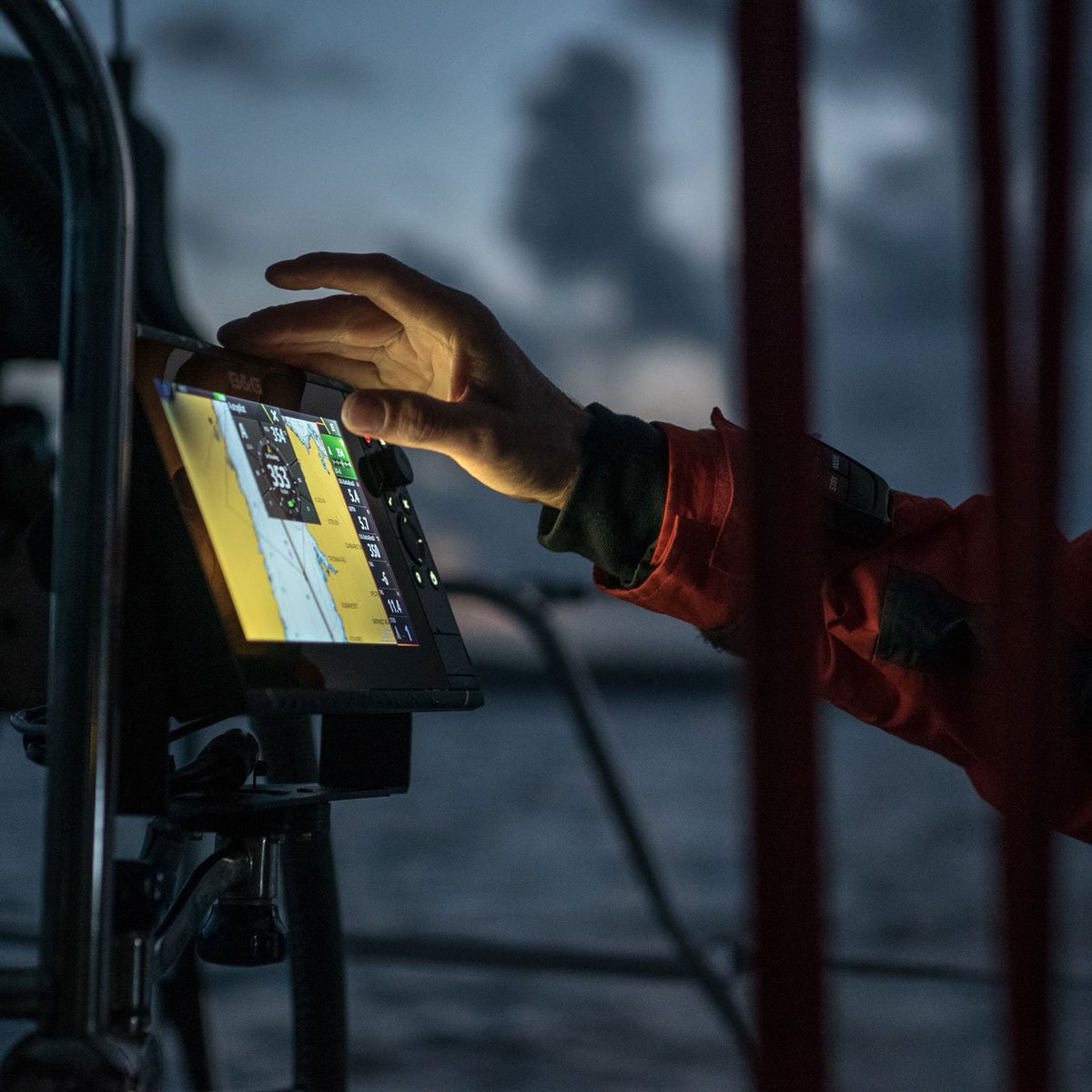 We put our Zeus³ through luminance tests to make sure you have maximum visibility of your screen, both in bright and dark situations. 
Find out more: bit.ly/2HNZwZI 
📸: by ‘buendiaphotography’ / barba.no.