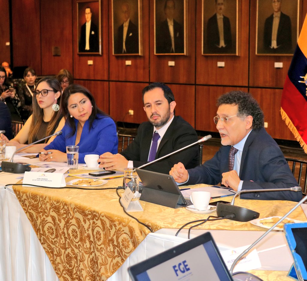 XimenaPena1's tweet photo. Nos encontramos en la #Sesión41 de @JusticiaAN recibiendo en comisión general a @IvanGrandaM de la secretaría anticorrupción, #PabloCeli Contralor General del Estado, el fiscal subrogante #WilsonToainga, #AmaudPeral de #NNUU y #AndreaAgudelo de la #IniciativaStAR https://t.co/UcG5knX7oZ