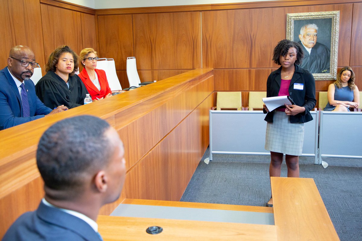 du1869's tweet photo. The Greater New Orleans Martinet Legal Society and the DU Pre-Law Program hosted its first ever Mock Trial Camp! The week long camp offered 7th & 8th graders the opportunity to explore the law profession. It was great to see you in action & we know you will be great. π #MyDU https://t.co/RSqCNB8WWn