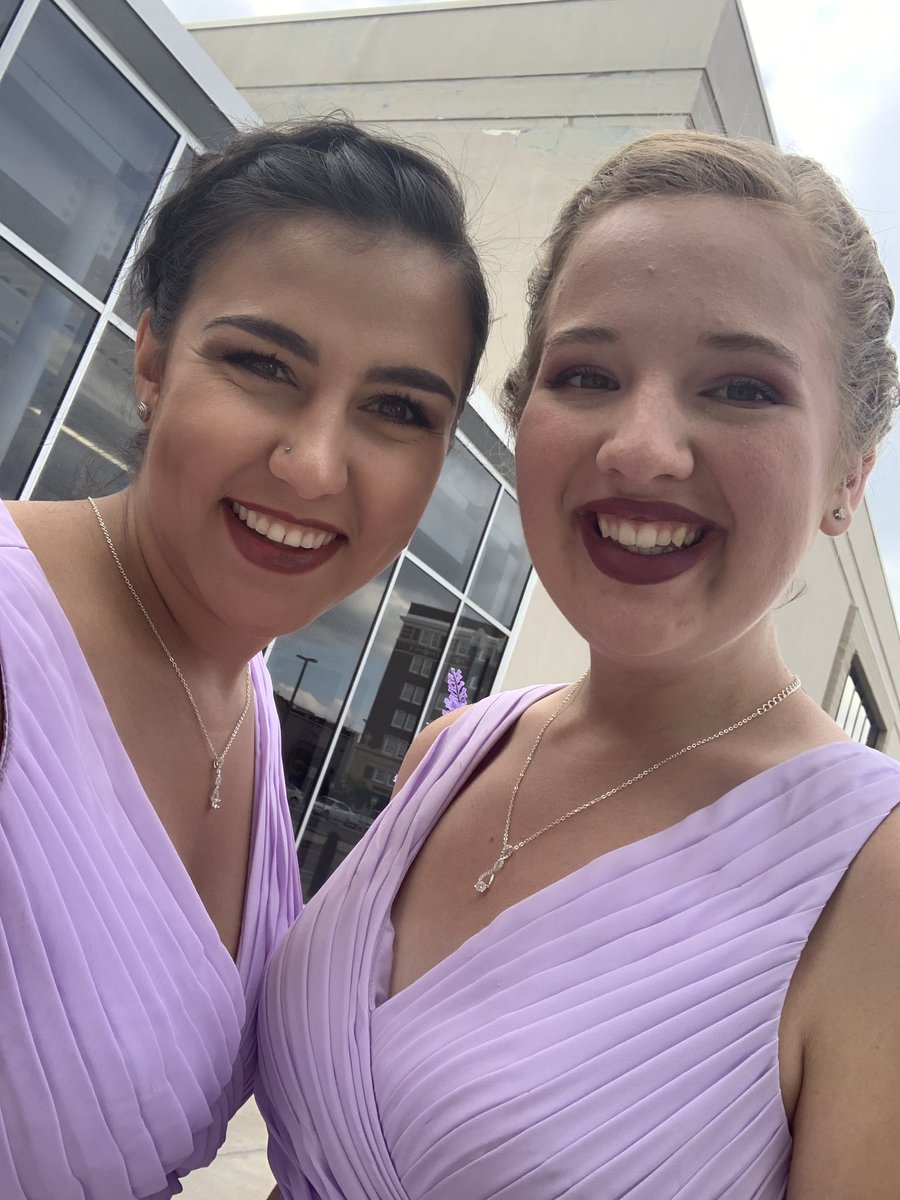 FaithJaquess's tweet photo. Can’t believe my sister is married! I love you @LexusHeld https://t.co/4Q7SyT2pee
