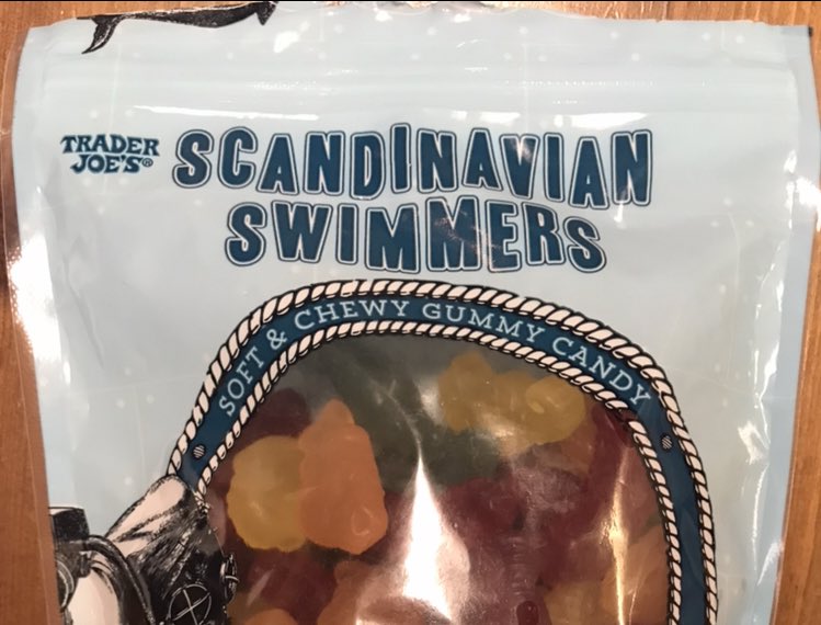 Lukeadelphia's tweet photo. You: “Swedish fish”

Me, an intellectual: https://t.co/4bpaUwNZbH