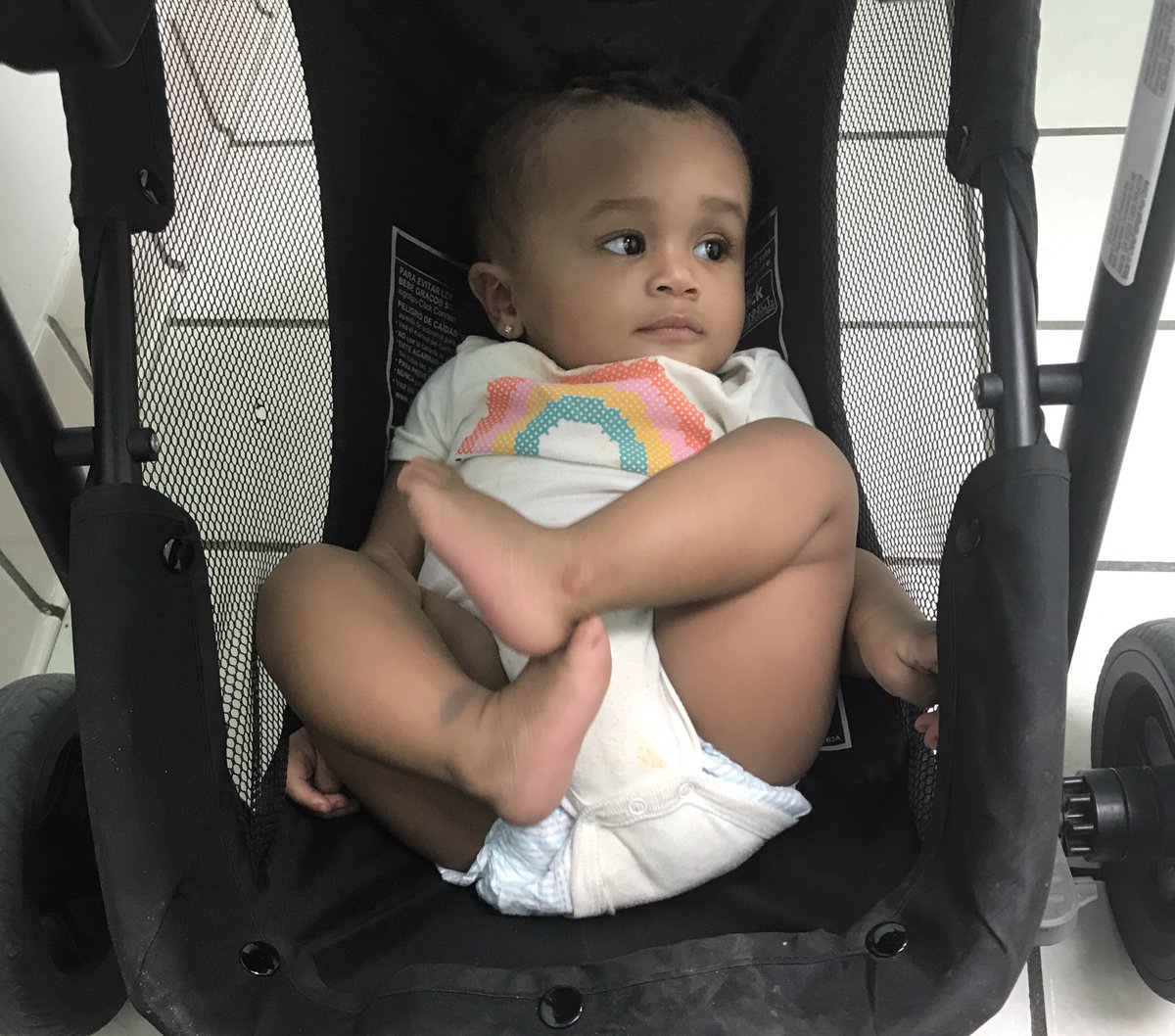 ForeignnMari's tweet photo. @iamcardib i’ve been told my daughter favors baby kulture 💕 sn: 😂 yes she is in her stroller https://t.co/DhQToVyQLZ