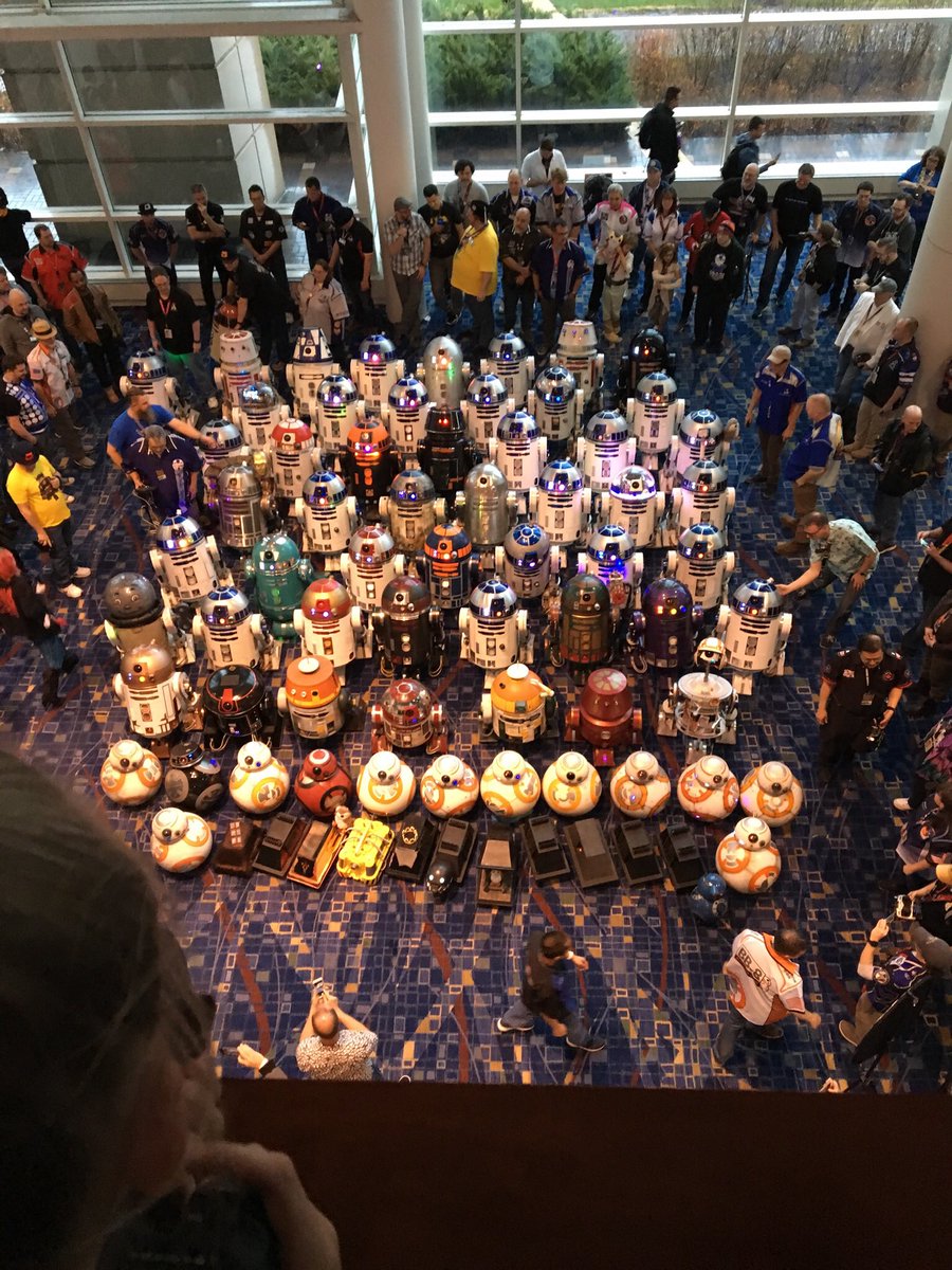 OldManBlinks's tweet image. Just because I’m #MissingChicago and I don’t think I posted this... all the amazing Droids in one place! #SWCC