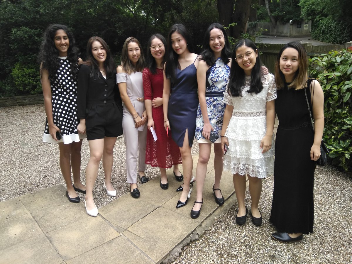 SR5phase's tweet photo. Dressing up for the Fifth Form Conference dinner, held in the Shepherd Churchill rooms at Harrow UK. @HarrowBangkok @HarrowStudies https://t.co/XdkPOuA56H