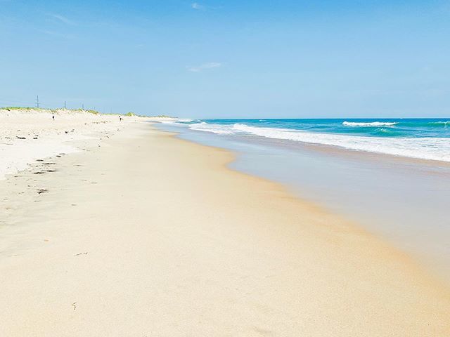 OuterBeaches's tweet photo. Share your favorite beach pictures with us using #OBRMemoryMonday for a chance to win a little OBR swag, here and on Facebook!⠀ https://t.co/uMcCW1sIYF https://t.co/LCXqwU7BqX