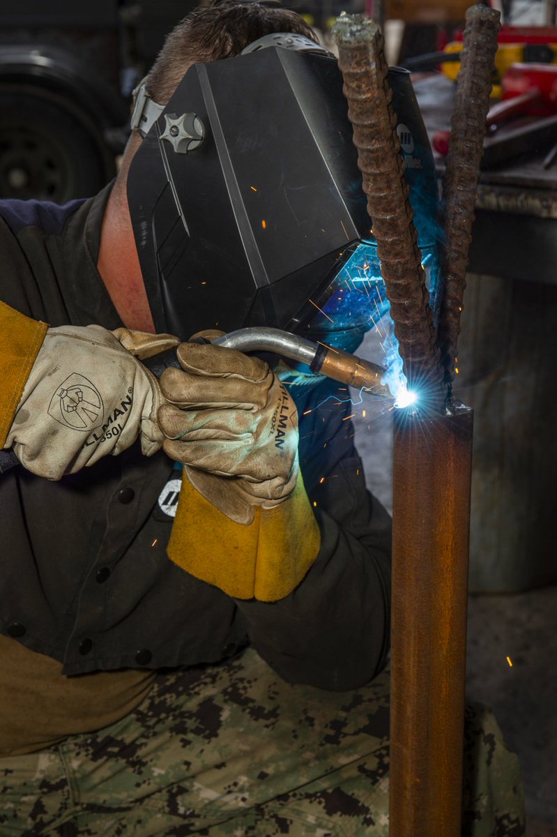 USPACOM's tweet photo. @USNavy Sailors of #NavalMobileConstructionBattalion133 and #NMCB4 provide expeditionary construction and engineering capabilities, including humanitarian needs, throughout the #IndoPacific region. https://t.co/7CptrjqImW