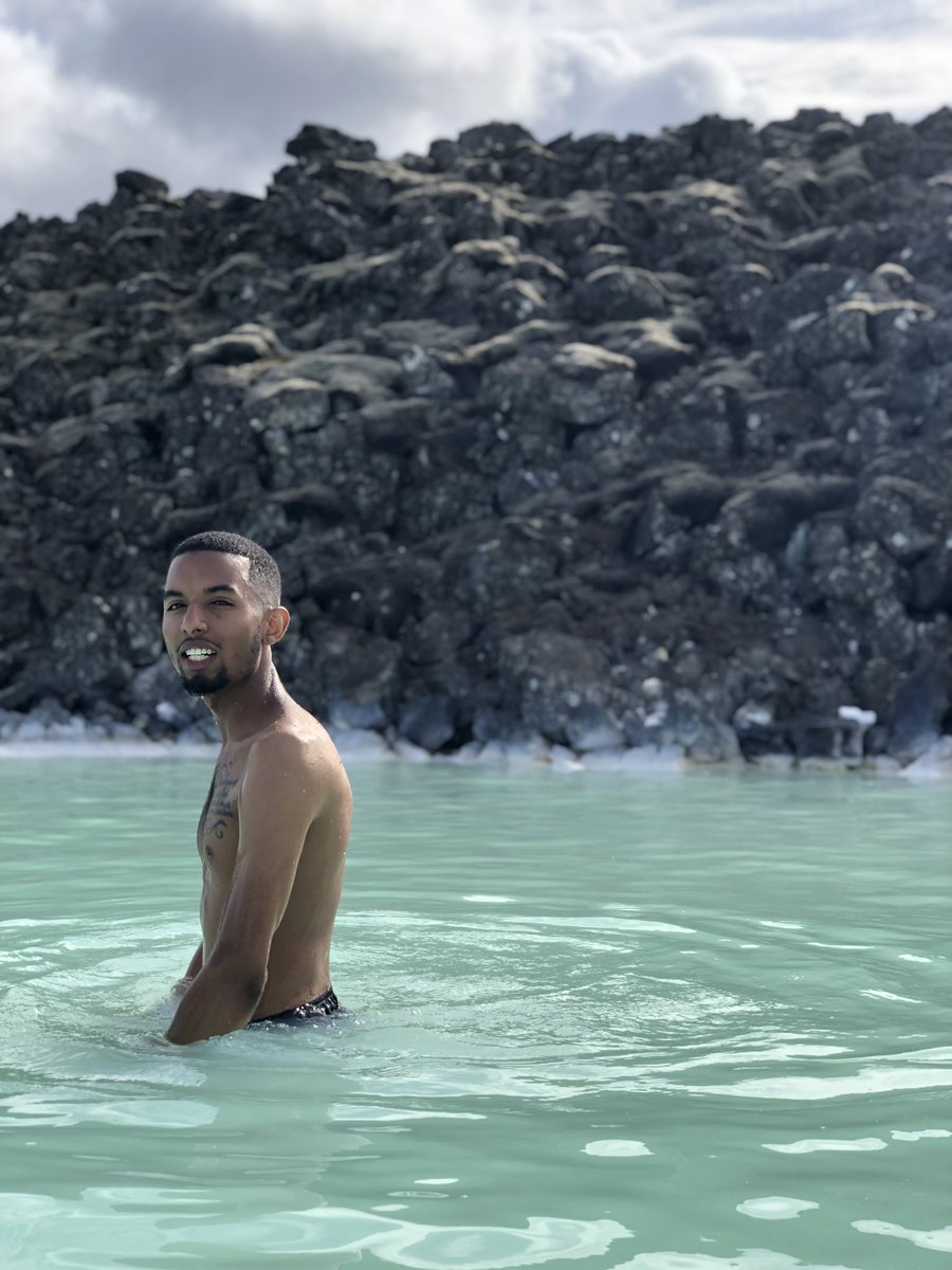 ToogoodMarshall's tweet photo. 🧚🏾‍♂️💙💦 https://t.co/JbLAEP3qwG