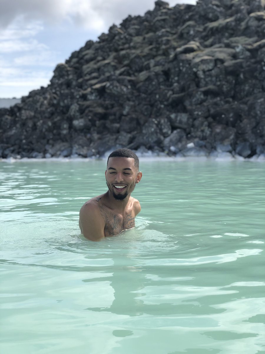 ToogoodMarshall's tweet photo. 🧚🏾‍♂️💙💦 https://t.co/JbLAEP3qwG