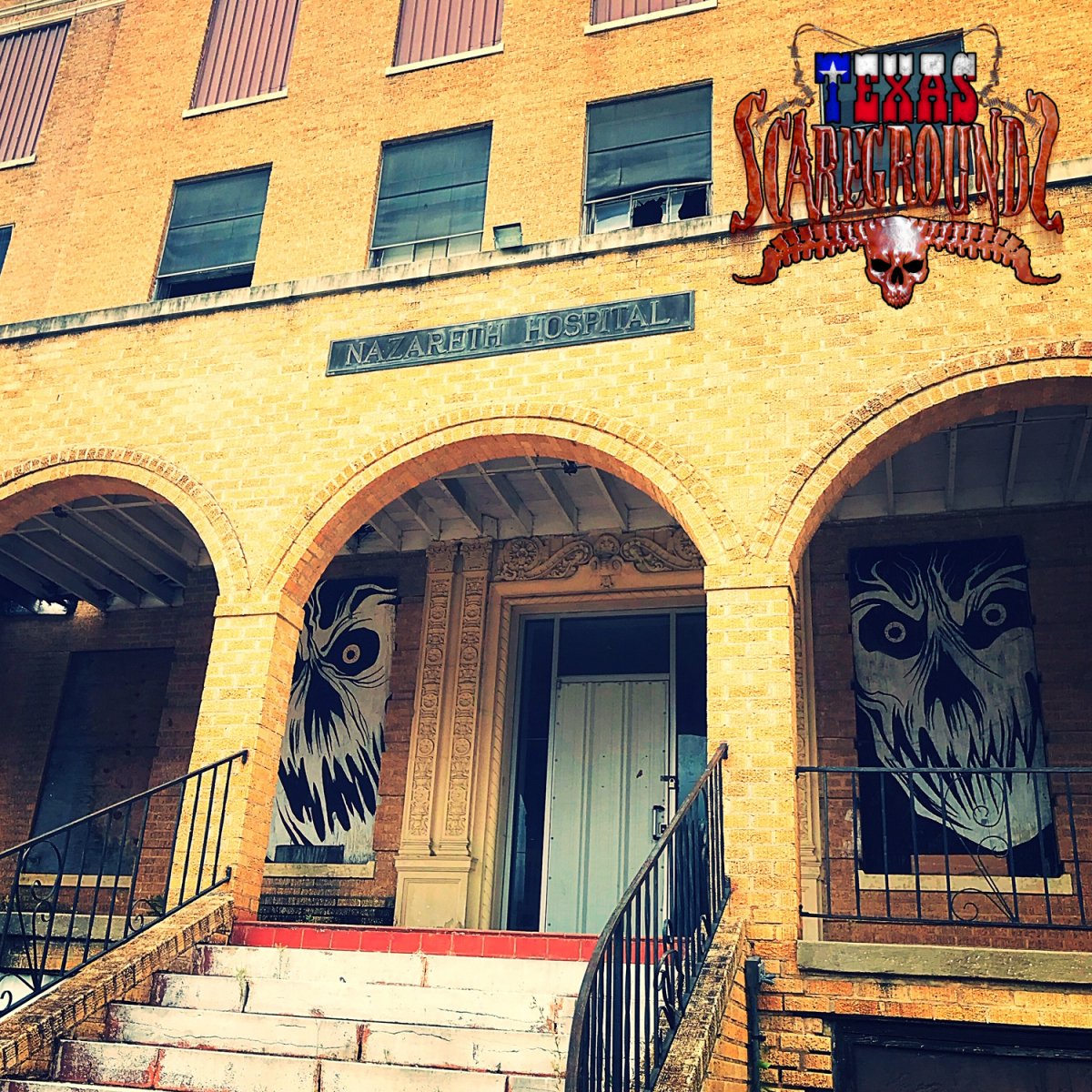 TXScaregrounds tweet picture