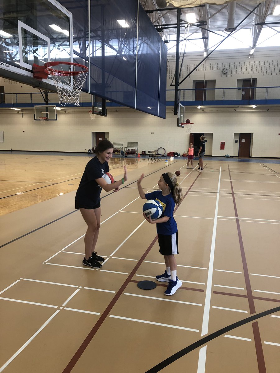 CoachAddyman's tweet photo. It’s a lot of fun seeing high school athletes playing, teaching, and spending time with elementary kids! https://t.co/gNbwA6sZZF