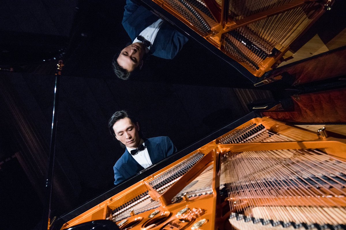 Muye_Wu's tweet photo. Finally received the photos of the concert at the Champs Elysees Theatre in Paris last weekend!  Thank you to Paris and the audience from all over Europe. Also thank you @schwartlanderb for the flowers  and to @armani for the support of the concert. https://t.co/eBJs56nyOH