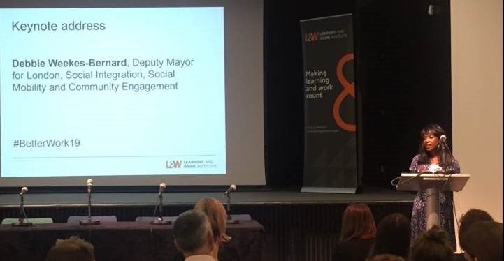 debs_wb's tweet photo. Today at #BetterWork19, I spoke about the @MayorOfLondon ’s commitment to tackling in-work poverty. I also discussed the innovative ways that we're supporting Londoners to move out of in-work poverty &amp; creating a fairer and more inclusive economy. @TrustForLondon @LearnWorkUK https://t.co/erk9kX50sm