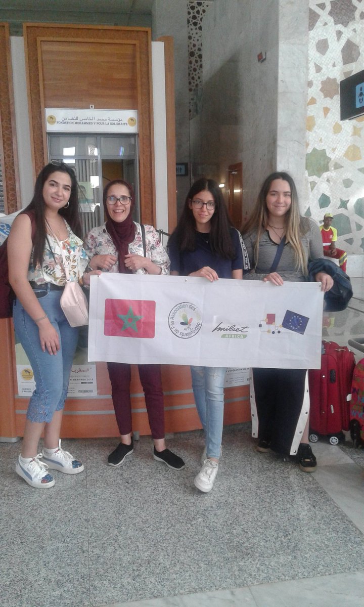 SteamLabFes's tweet photo. La délégation #mobiscience2019 de l'#APDFes a quitte le #Maroc aujourd'hui 24 juin 2019 pour participer au 25 eme forum des jeunes scientifiques organisé par l'@ICIJA a #Saragosse en #Espagne du 24 au 28 juin 2019 @EUErasmusPlus @CIRASTIOc #FJSLuxembourg #JSBruxelles . https://t.co/jzpMNoVZrF