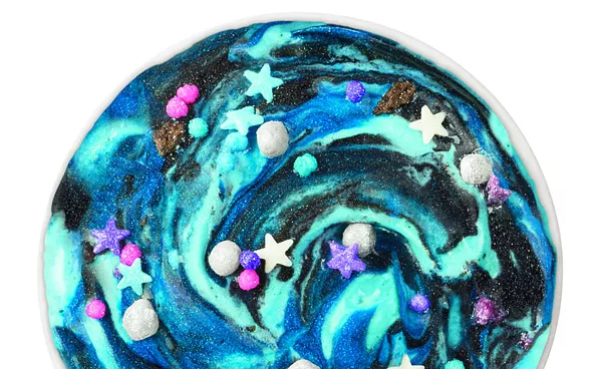 Dairy Queen is honoring the moon landing anniversary with a Zero Gravity Blizzard ow.ly/WhKC30oZUS0