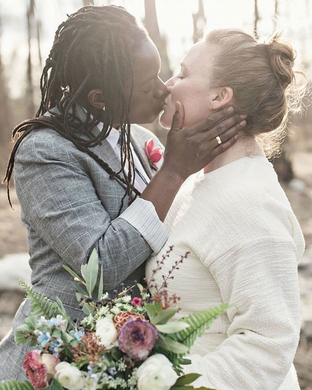 Erica, Ka, and killer light! 💫
✨
✨
✨This image was captured by me for Hudson Valley Elope. Together with officiant and ritualistic, Michelle Zipp, we create and capture unique wedding ceremonies with couples who want to begin their marriage a bit dif… bit.ly/2YapBJr