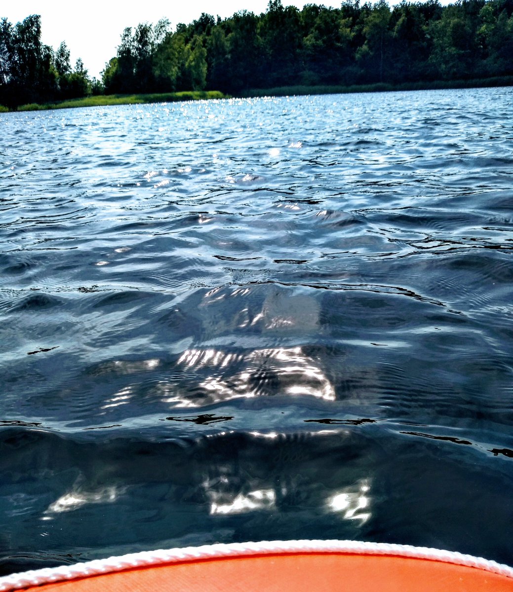 DJMissMana's tweet image. There are worse way's to 'call it a day' #twinkling #water #paddlepower