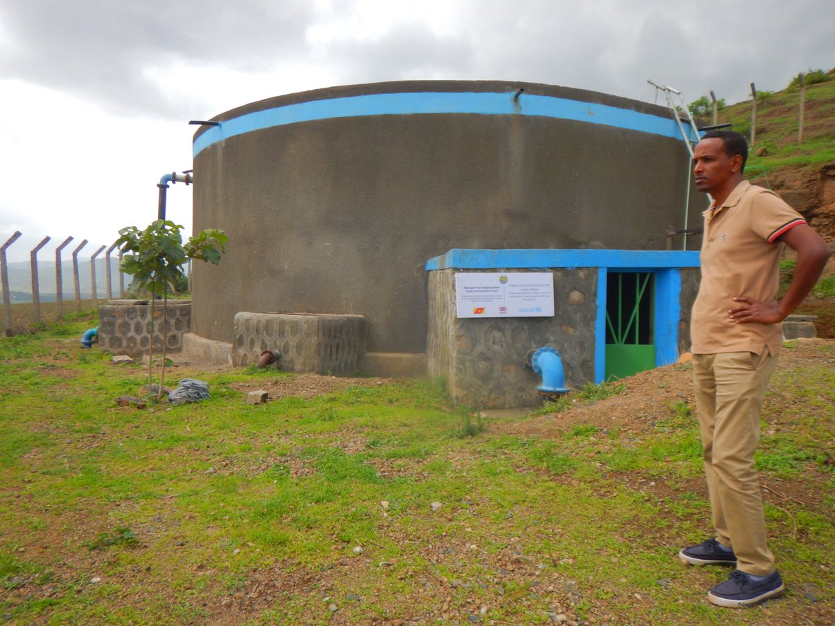 girlTravertine's tweet photo. Learnt a lot during my time in Ethiopia, from the #hydrogeology to engineering methods, policy, funding and local opinions of a WASH project. #Ethiopia @UNICEFEthiopia #UCLEfID https://t.co/Q3kCPuQbKW