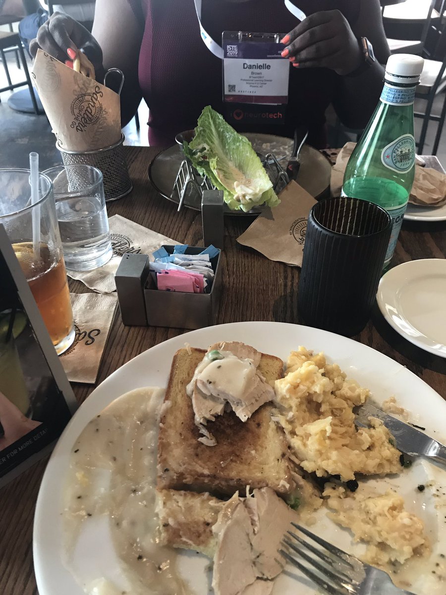 Like every other major event in your life, great food and an empty plate makes an amazing learning experience even better. #iste19 #isteturns40 #azk12
