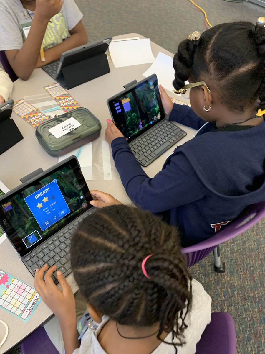 MsAyersGrad's tweet image. It’s coding time! Thinking through code using Tynker! @Alexander_AISD @gotynker #AliefCodes #AliefCodingCamp @AliefTech