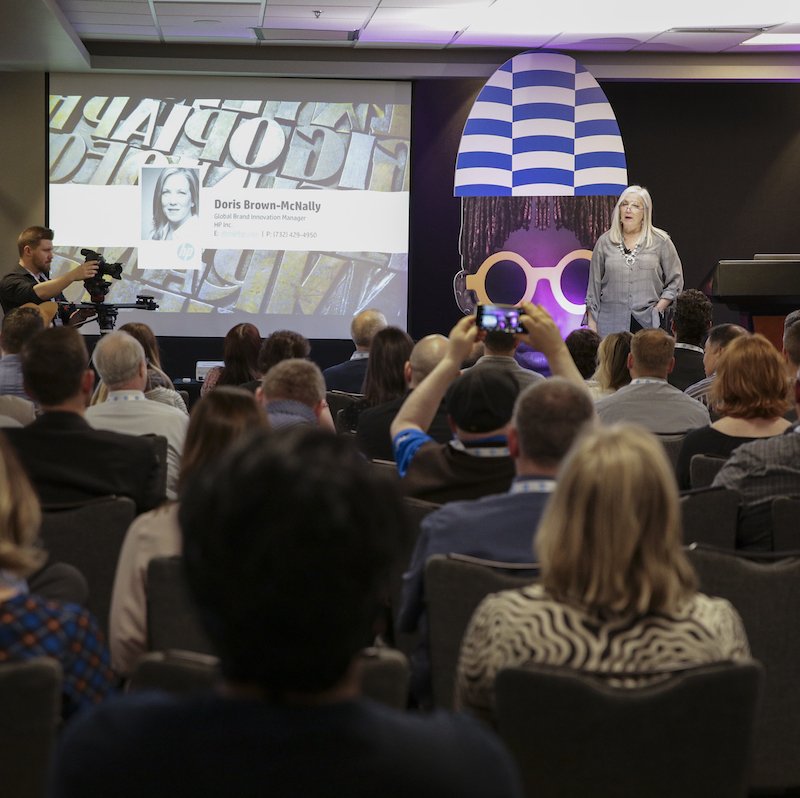 PX_Summit's tweet photo. @HP's Doris McNally shared her insights on the new rules of digital print at #PXS19. If you missed it, read the key takeaways — link in bio!

#DigitalPrint
#PackagingConference
#Packaging https://t.co/XiAzla2lZs