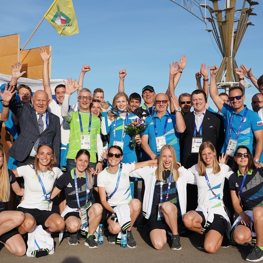 TeamSlovenia's tweet photo. 🥇ZLATA🥇 atletinja @mMihalinec 🤩🤩🤩🏆🏆🏆 Ekipca🇸🇮🇸🇮je pa itak THE BEST!!!💚💙🇸🇮😘😘😘 @Minsk2019BY @EOCmedia @slo_atletika #TeamSlovenia https://t.co/zVYtQZR4Mk