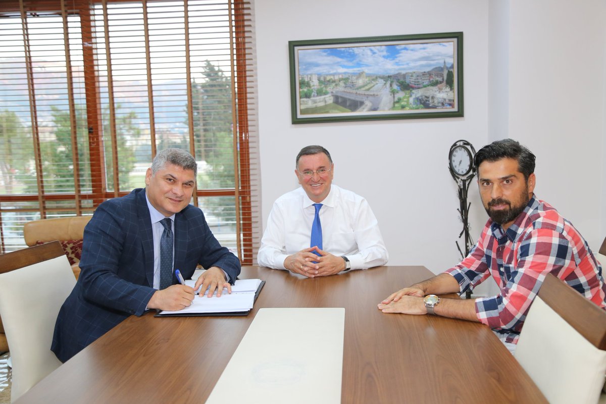 Lütfü Savaş